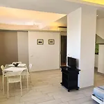 Le Ali Del Conero شقة *